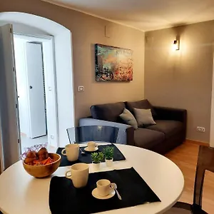 petruzzelli-bari-apartment.barihotels.org/